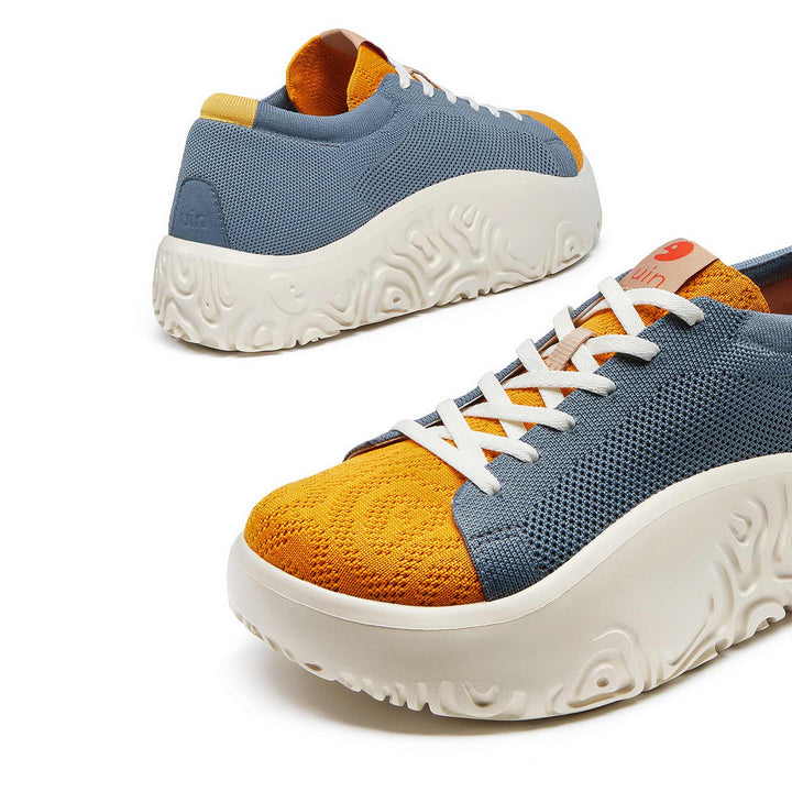 UIN Men Amber Grey Vigo IV Men Canvas loafers