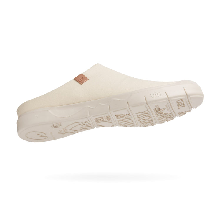 UIN Men Oat Milk Cadiz III Men Canvas loafers