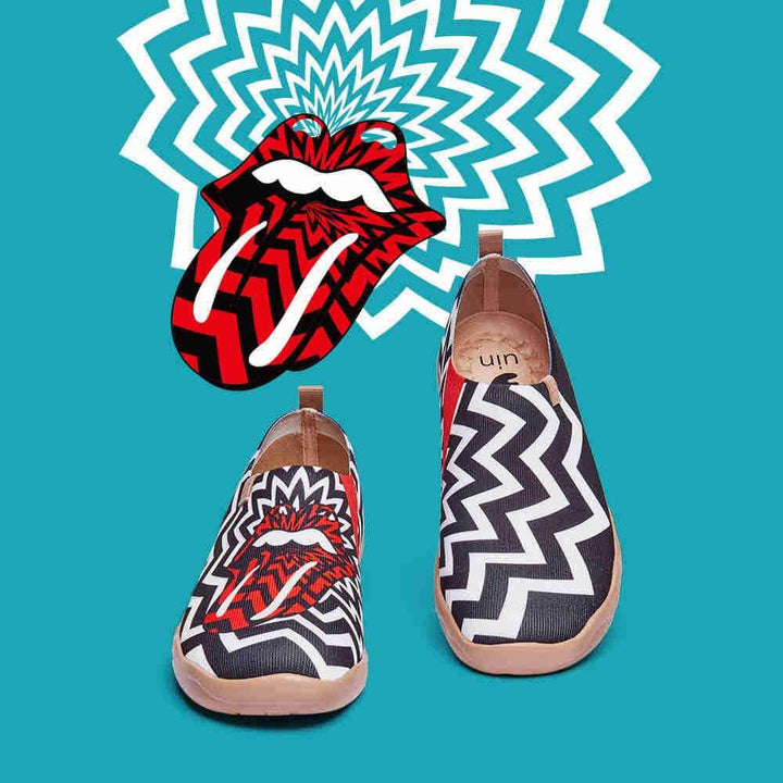 UIN Men Passionate Kiss Canvas loafers