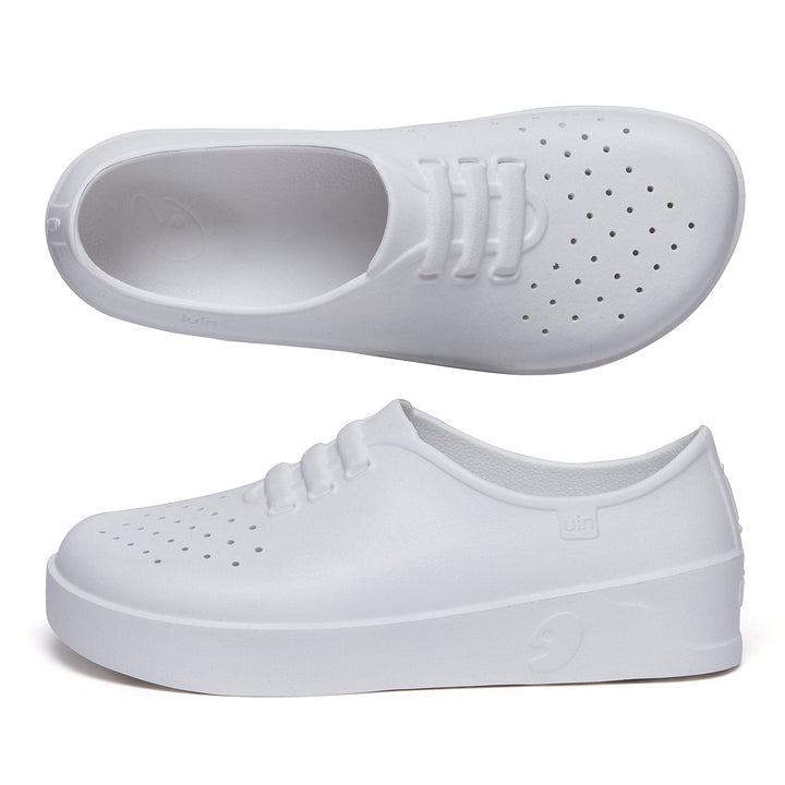 UIN Men Pure White Tenerife 2 Men Canvas loafers