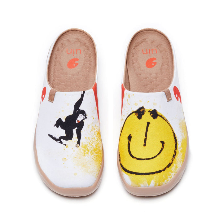 UIN Men Smile Always 2 Malaga Slipper Men Canvas loafers