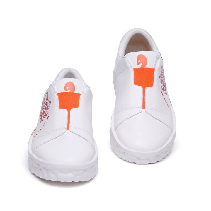 UIN Men Tiger Roar Las Ramblas Men Canvas loafers