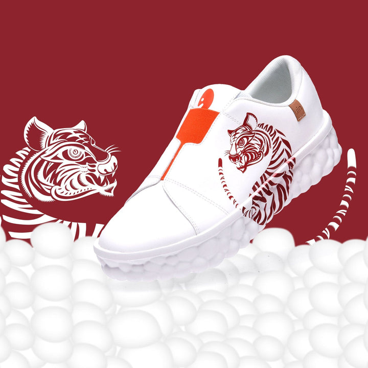 UIN Men Tiger Roar Las Ramblas Men Canvas loafers