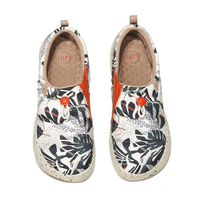 UIN Women A Touch of Green Toledo XV Women Canvas loafers