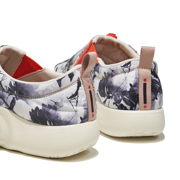 UIN Women Ink Flower Shadow Toledo X Women Canvas loafers