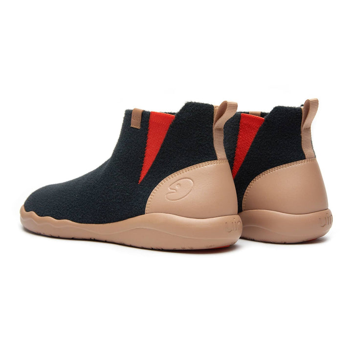 UIN Men Black Knitted Wool Granada Men Canvas loafers