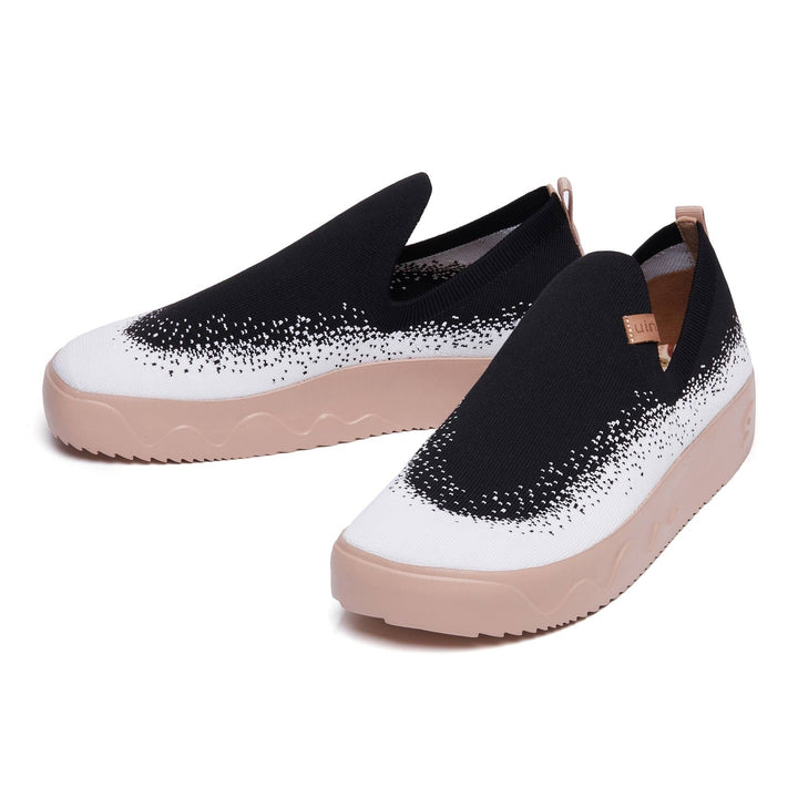 UIN Men Black Spray Fuerteventura I Men Canvas loafers