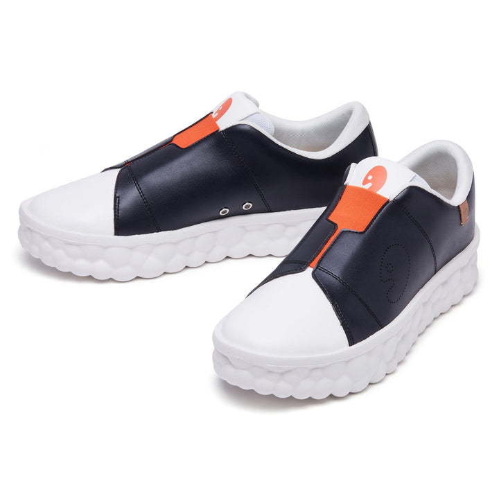 UIN Men Black & White Las Ramblas I Men Canvas loafers