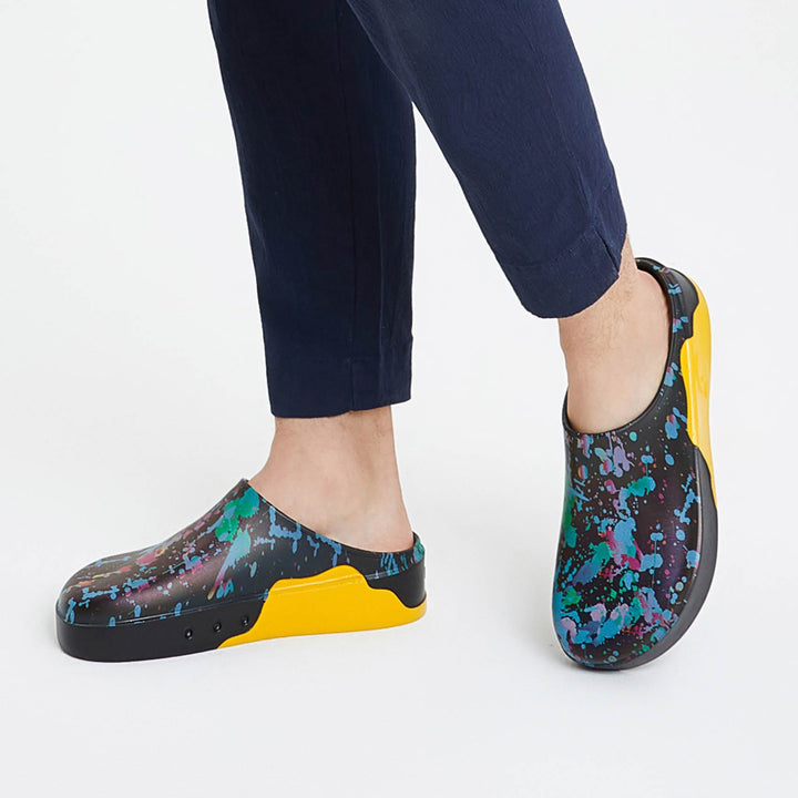 UIN Men Blinking Neon Tenerife Men Canvas loafers