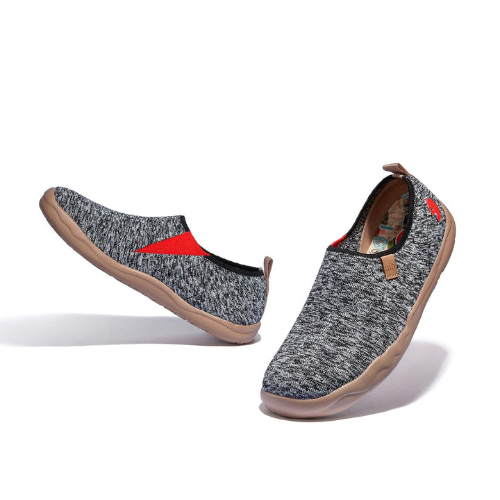 UIN Men Bouncing Black Toledo I Men Canvas loafers