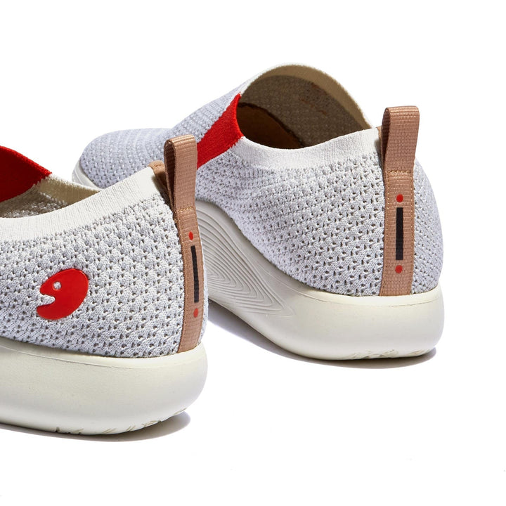 UIN Men Bright White Toledo X Men Canvas loafers