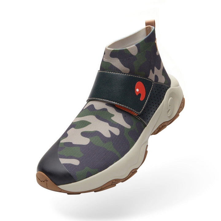 UIN Men Crack-Green Cazorla II Men Canvas loafers