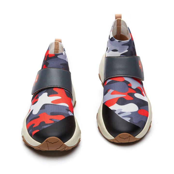 UIN Men Crack-Red Grey Cazorla II Men Canvas loafers