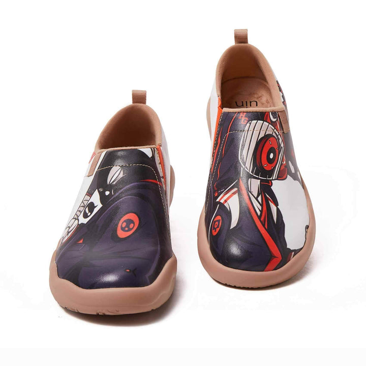 UIN Men Dark Samurai Canvas loafers