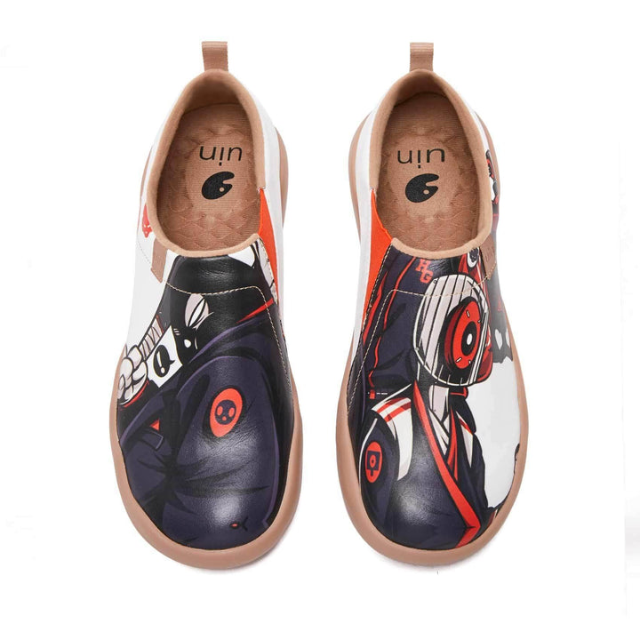 UIN Men Dark Samurai Canvas loafers