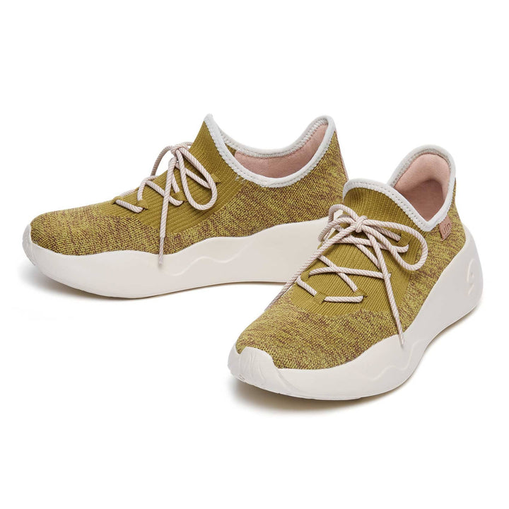 UIN Men Dijon Moss San Sebastian II Men Canvas loafers