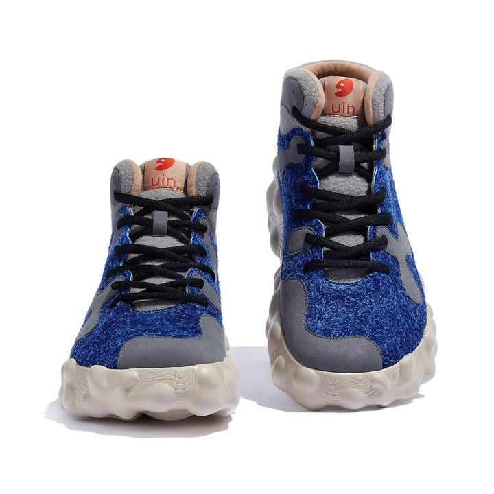 UIN Men Fluffy Blue Figueras III Men Canvas loafers