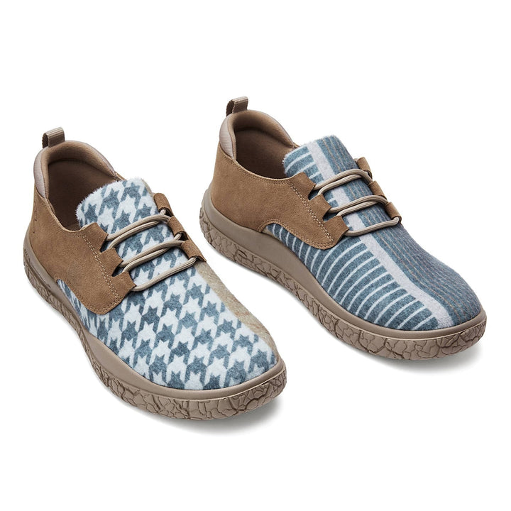 UIN Men My Farming Diary Bardenas III Men Canvas loafers