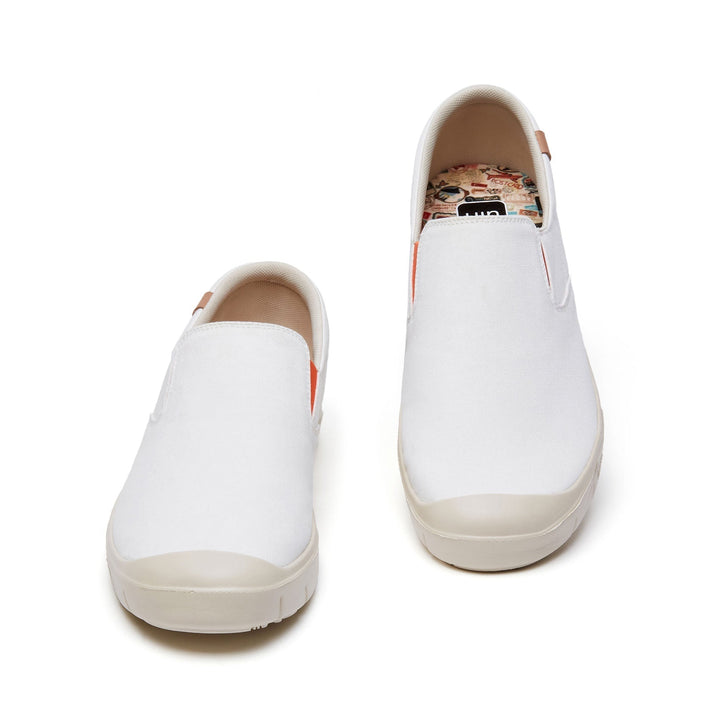 UIN Men Pure White Cardiz I Men Canvas loafers