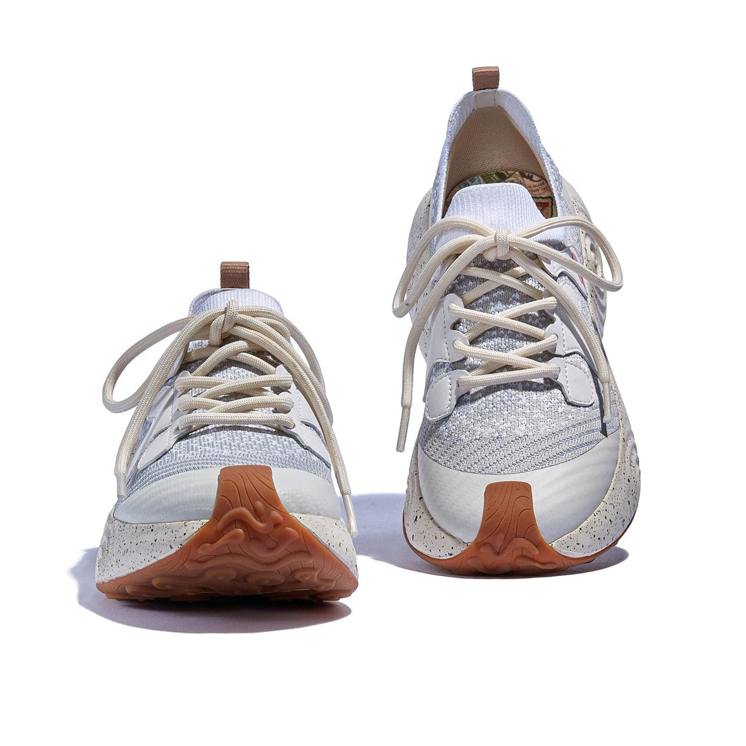 UIN Men Starry White Brava I Men Canvas loafers