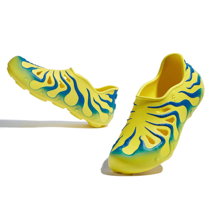 UIN Men Yellow & Black Octopus II Men Canvas loafers