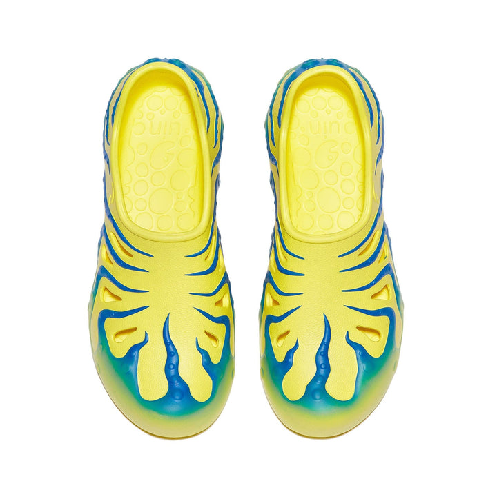 UIN Men Yellow & Black Octopus II Men Canvas loafers