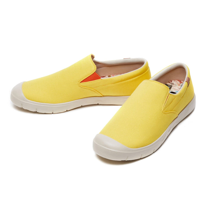 UIN Men Yellow Maize Cardiz I Men Canvas loafers