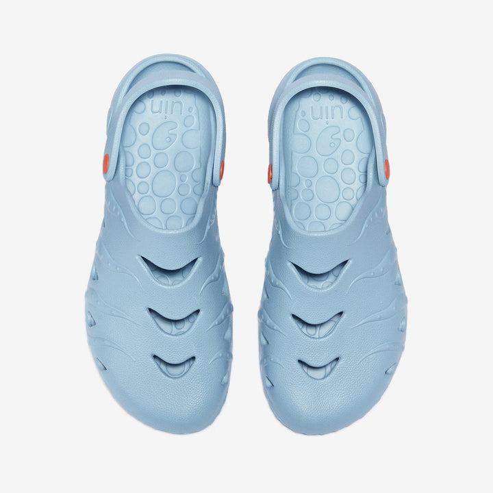 UIN Women Ocean Blue Octopus I Men Canvas loafers