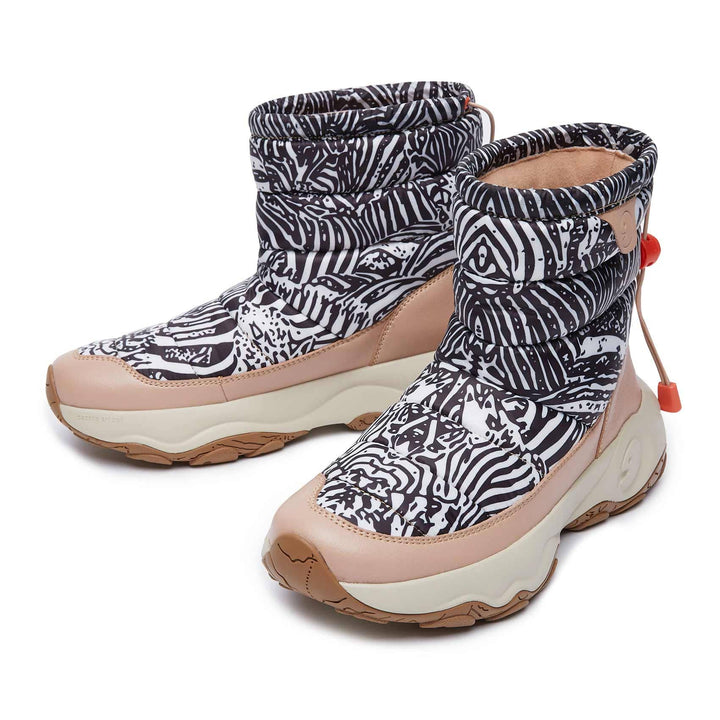 UIN Women Wild Black & White Cazorla IV Women Canvas loafers