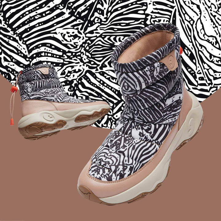 UIN Women Wild Black & White Cazorla IV Women Canvas loafers