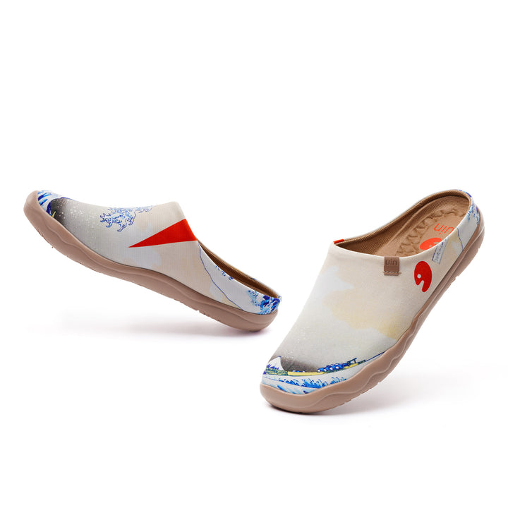 Great Wave off Kanagawa Malaga Women
