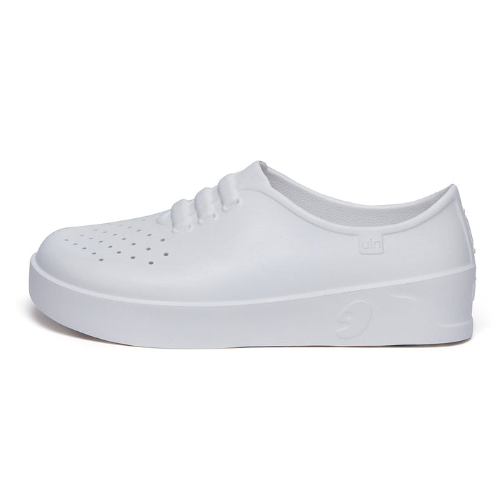 UIN Men Pure White Tenerife 2 Men Canvas loafers