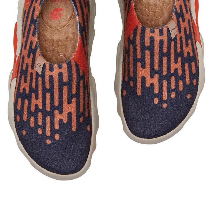 UIN Men Sparkling Morning Toledo XIII Women Canvas loafers