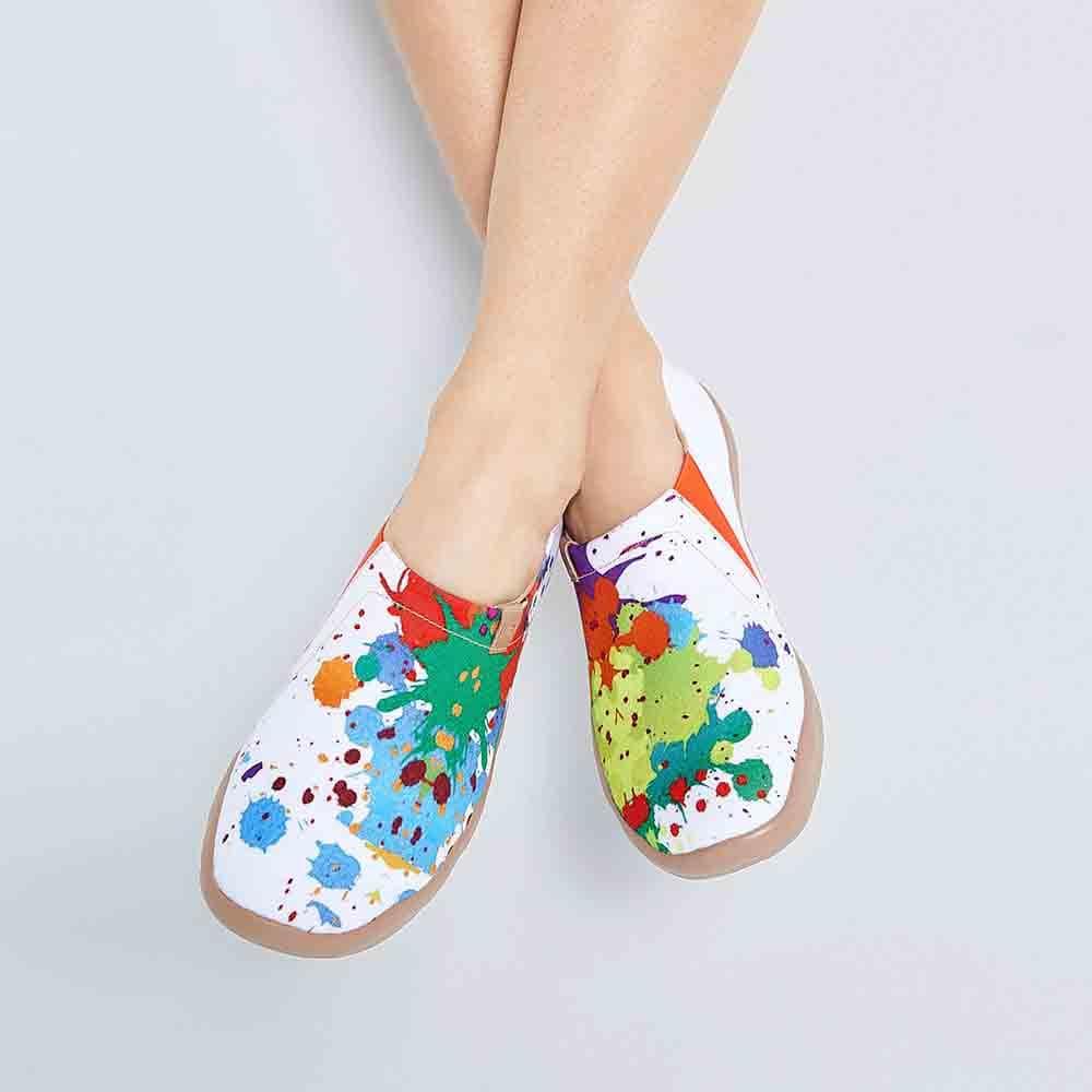 UIN Women Hello Colors Canvas loafers
