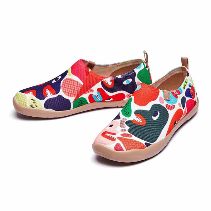 UIN Women Hola, There Canvas loafers