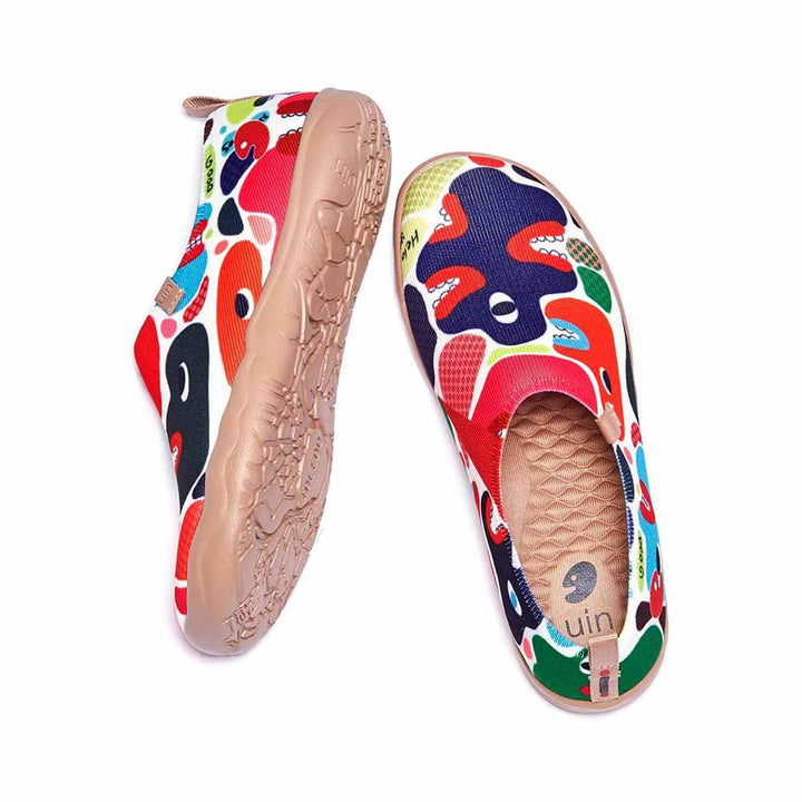 UIN Women Hola, There Canvas loafers