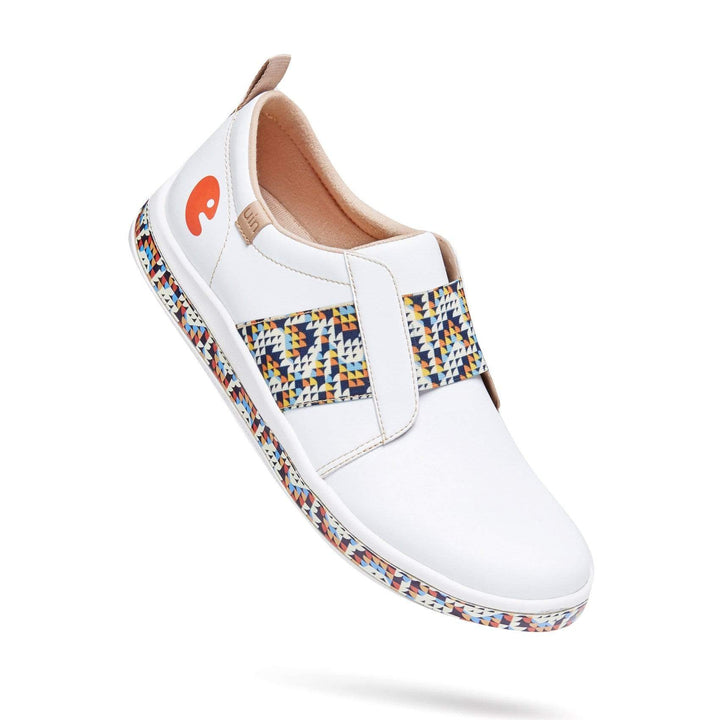 UIN Women Illusion Cordoba Women Canvas loafers