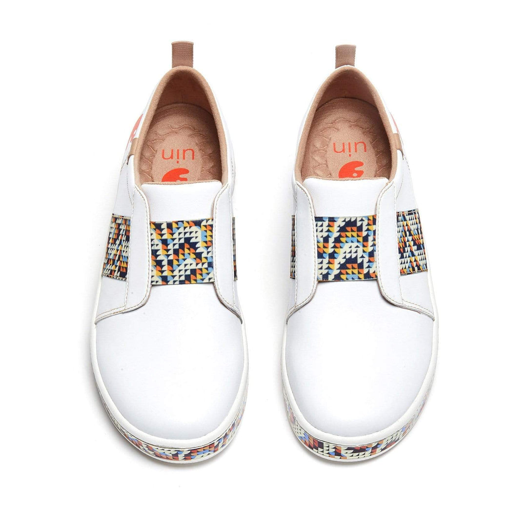 UIN Women Illusion Cordoba Women Canvas loafers