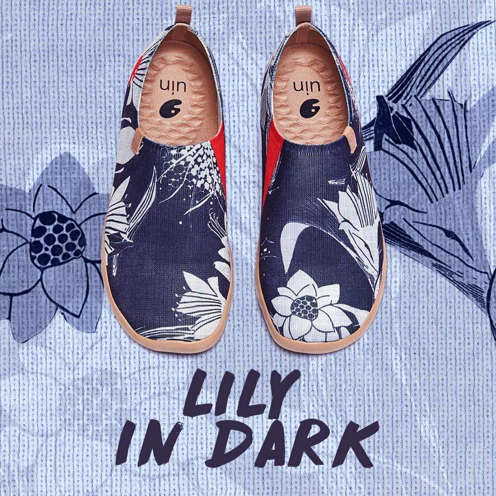 UIN Women Lily in Dark Canvas loafers