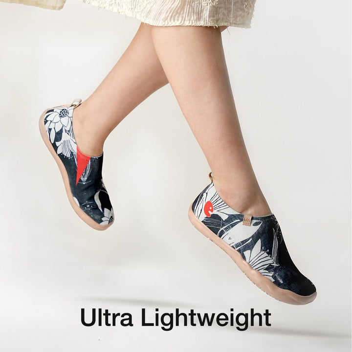 UIN Women Lily in Dark Canvas loafers