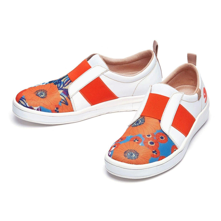 UIN Women Marigolds Cordoba Canvas loafers