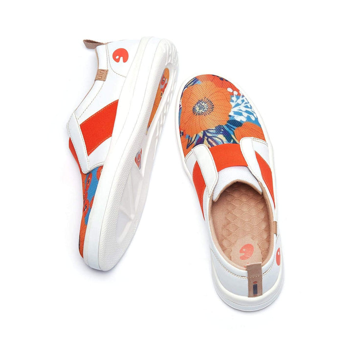 UIN Women Marigolds Cordoba Canvas loafers