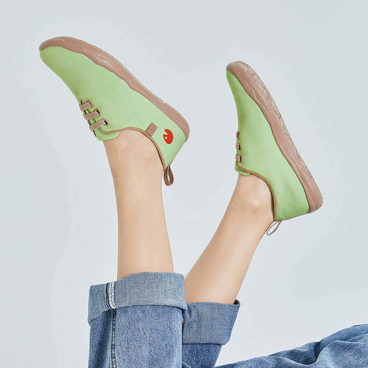 UIN Women Moguer Pastel Green Canvas loafers