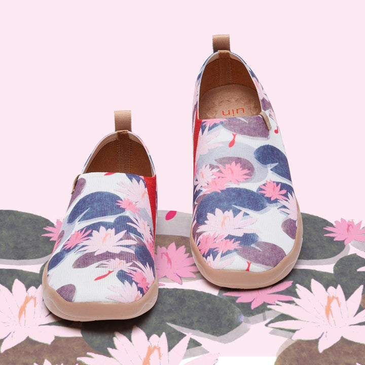 UIN Women Monet The Water-Lily Pond V1 Women Canvas loafers