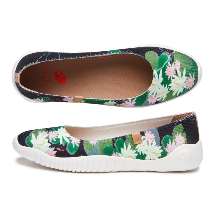 UIN Women Monet The Water-Lily Pond V2 Minorca Women Canvas loafers
