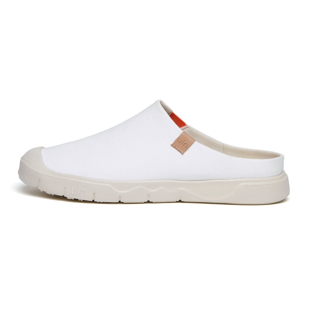 UIN Women Pure White Cadiz III Women Canvas loafers