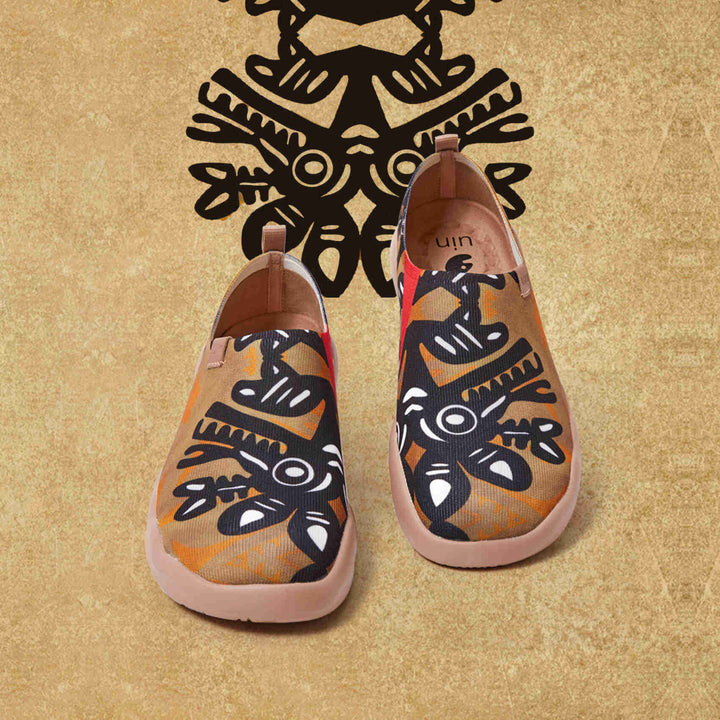 UIN Men African Totem Canvas loafers