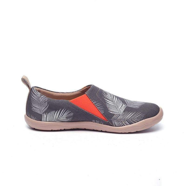 UIN Men Follow Your Freedom Canvas loafers