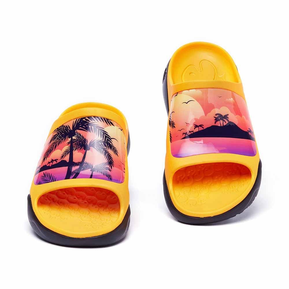 UIN Footwear Men Romantic Island Ibiza Slides Canvas loafers
