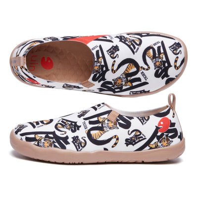 UIN Footwear Men Tiger in Calligraphy Toledo I Men Canvas loafers